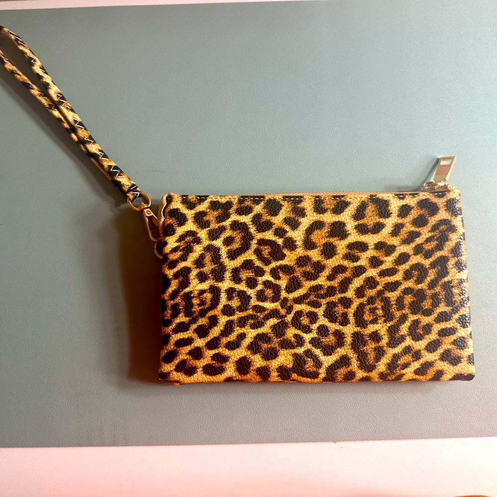 Leopard Animal print clutch Hand bag NEW